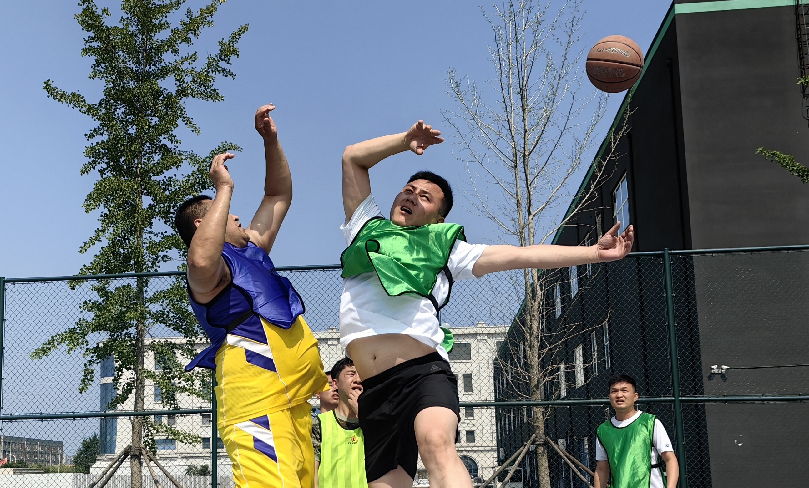 1753574675823240.jpg 391753574609_.pic_hd.jpg